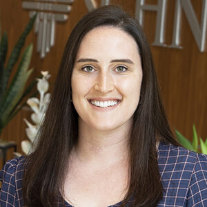 Dr Courtney Laubach