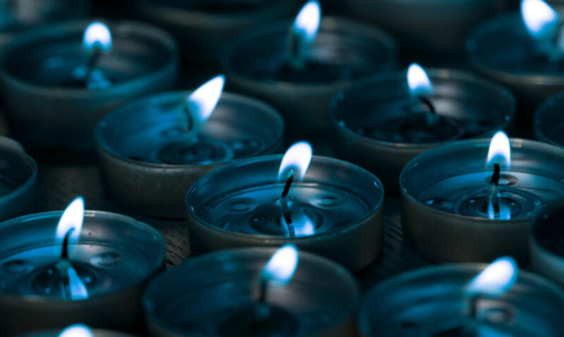 Blue tealight